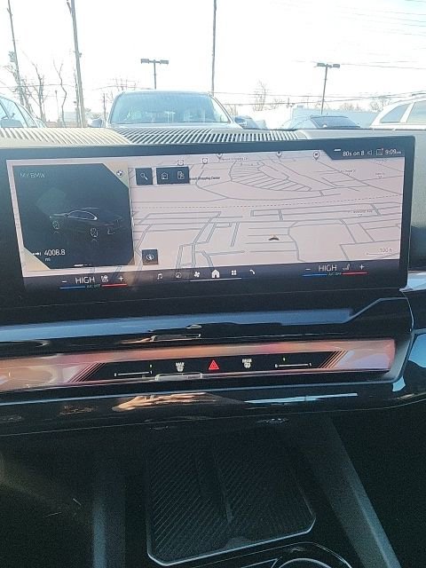 Used 2025 BMW 540i xDrive image 12