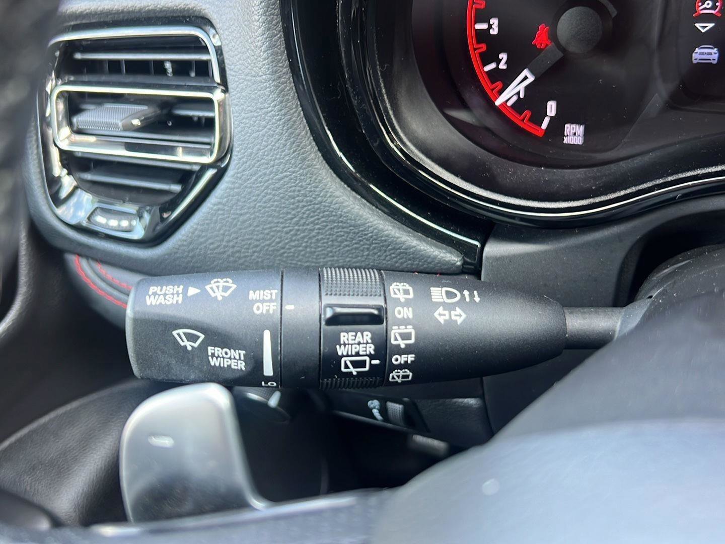 Used 2024 Dodge Durango GT AWD/4WD image 30