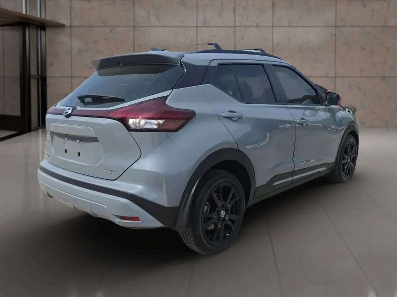 Used 2021 Nissan Kicks SR w/ Interior Electronics Package image 6