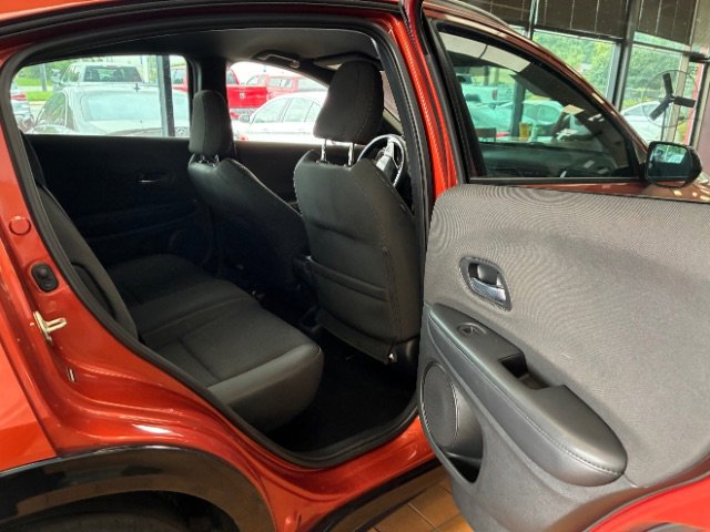 Used 2019 Honda HR-V Sport image 31