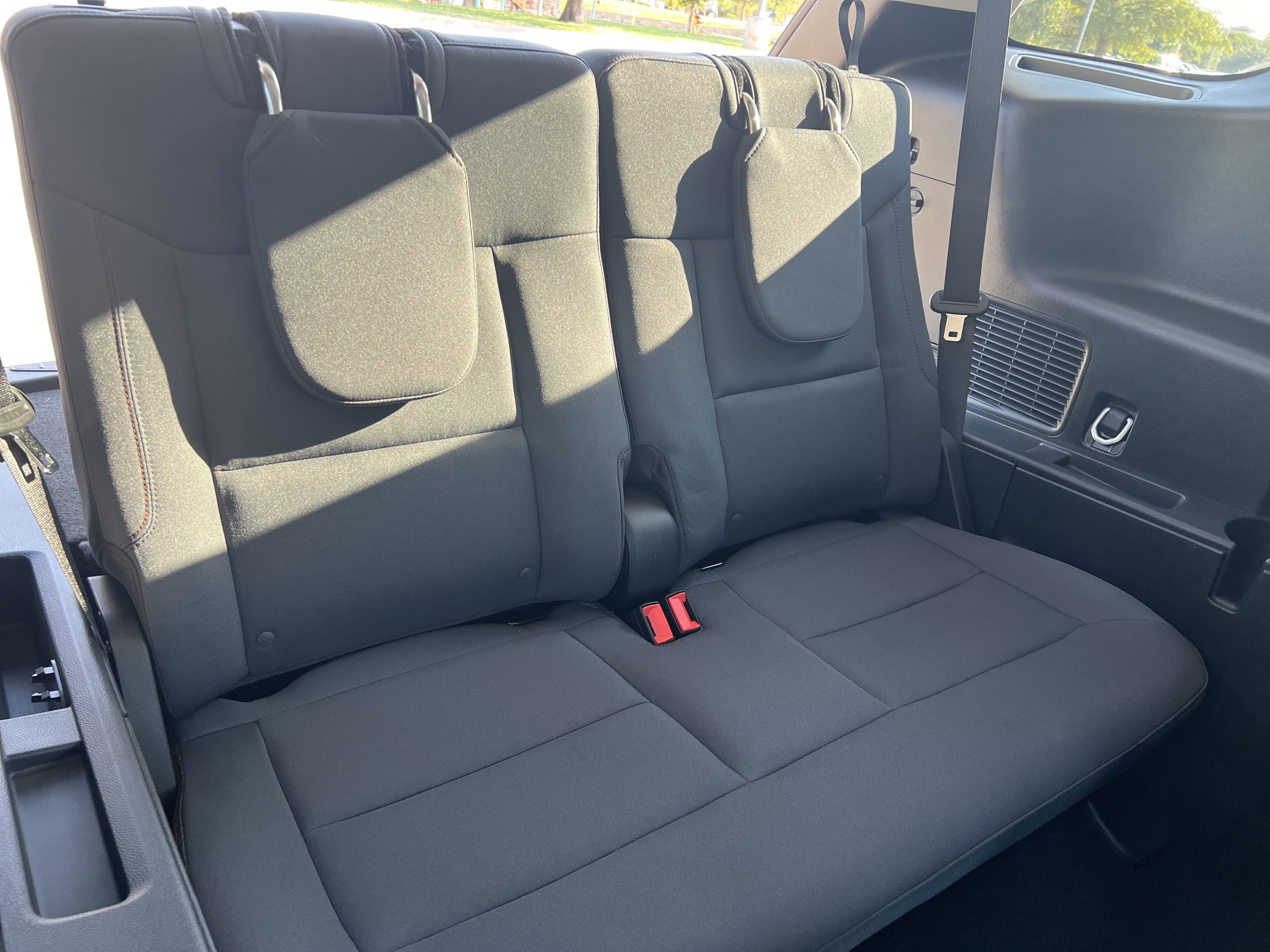 Used 2026 Ford Explorer Active RWD image 24