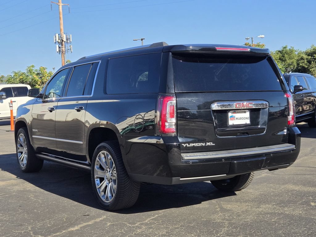 Used 2017 GMC Yukon XL Denali w/ Open Road Package AWD/4WD image 3