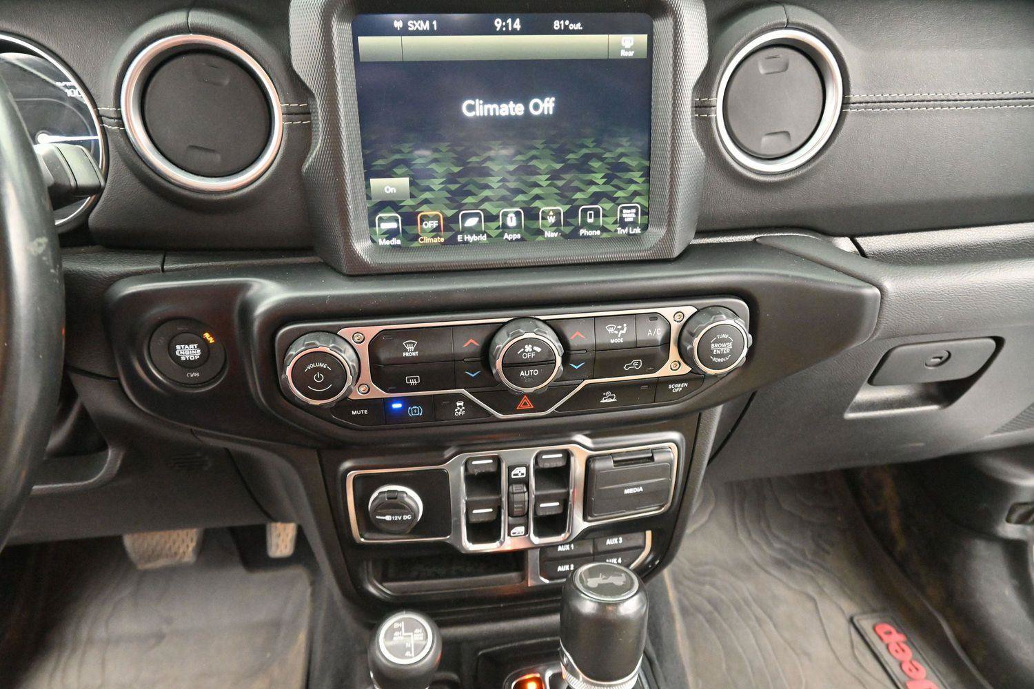 Used 2022 Jeep Wrangler Unlimited Sahara AWD/4WD image 20