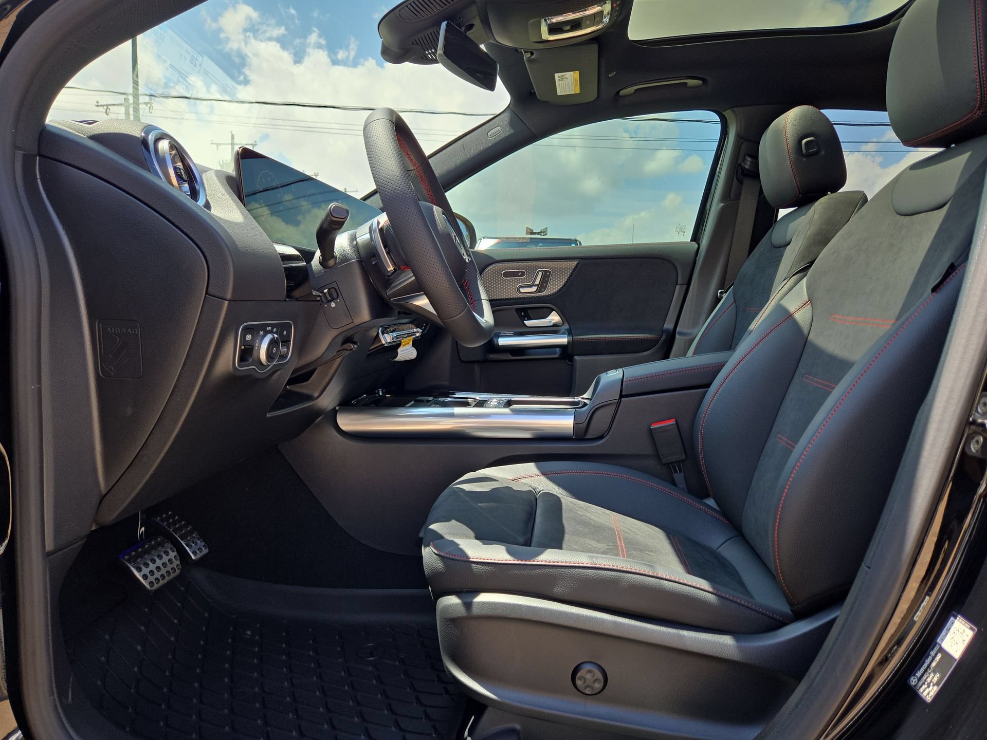 New 2026 Mercedes-Benz GLA 250 4MATIC image 16
