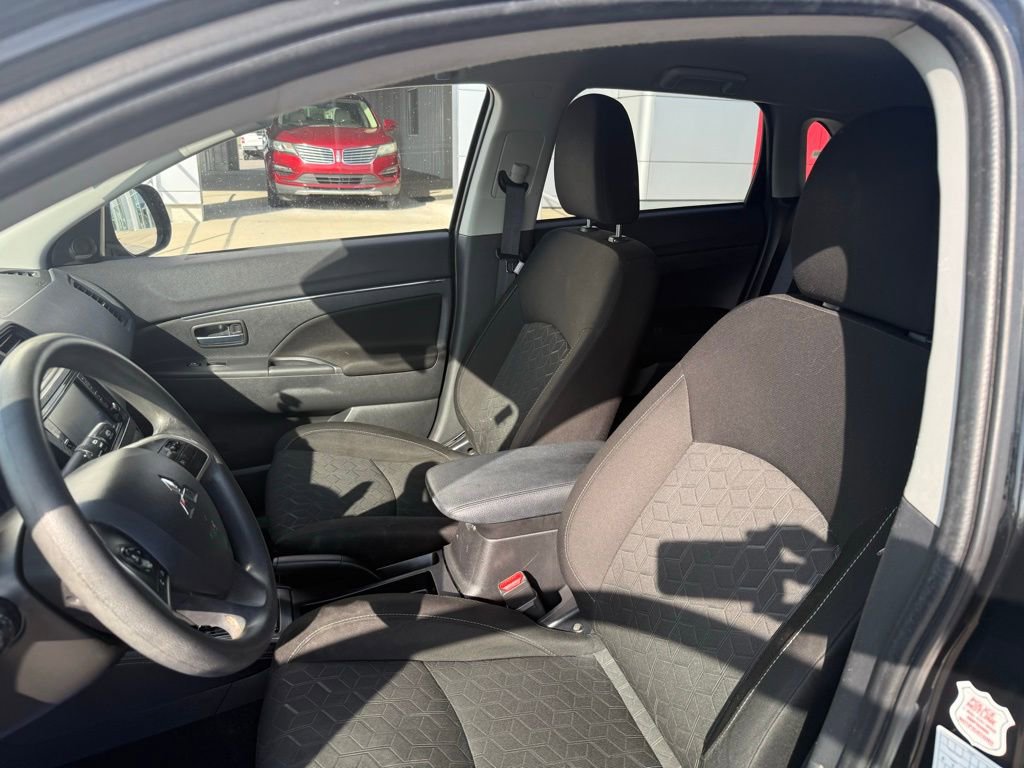 Used 2021 Mitsubishi Outlander Sport FWD image 11