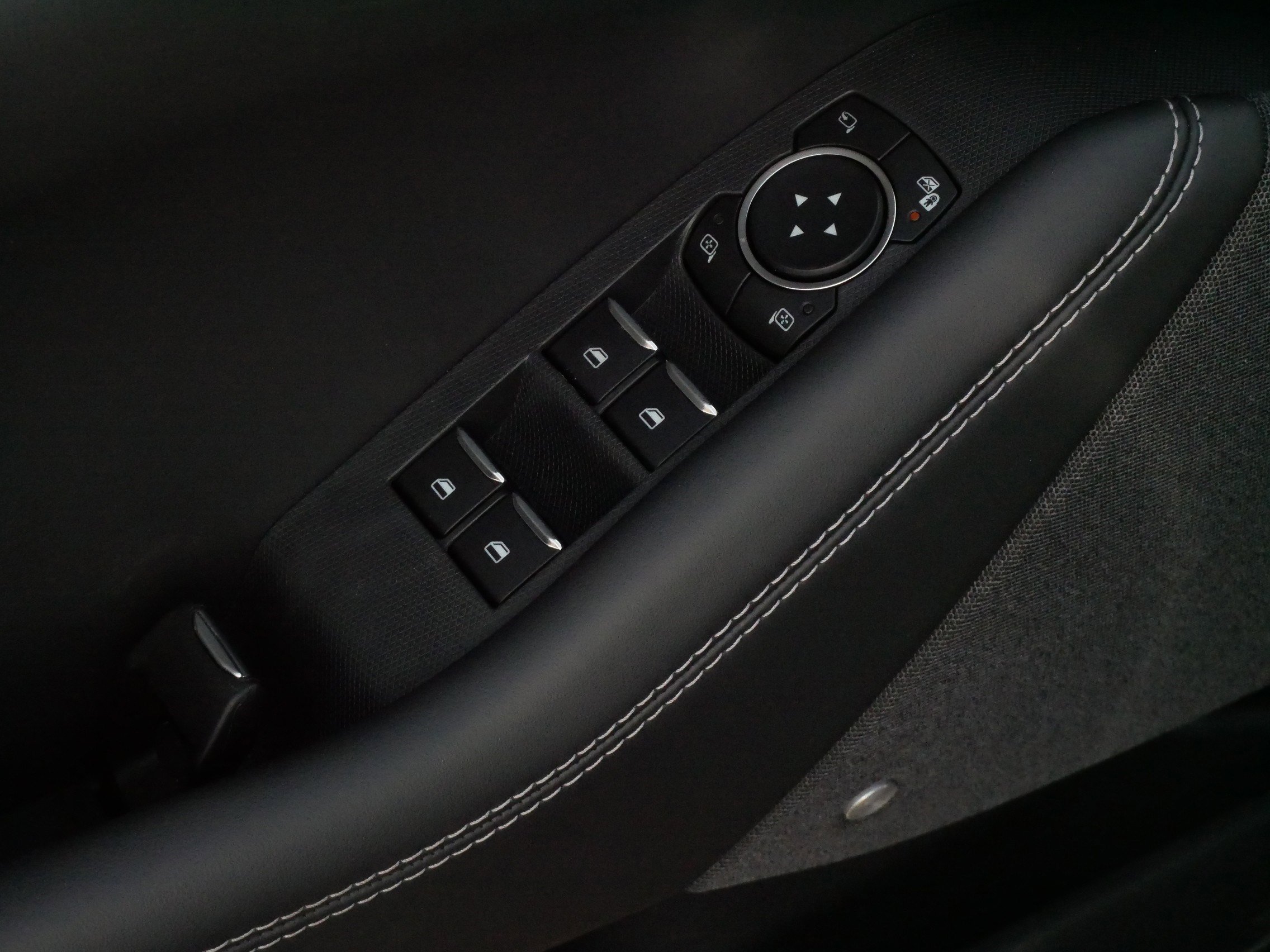 Used 2025 Ford Mustang Mach-E Premium w/ Interior Protection Package image 19