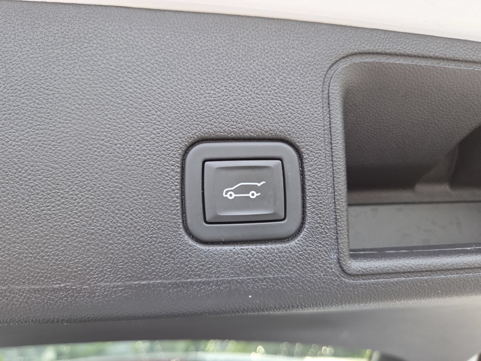Used 2024 GMC Terrain AT4 AWD/4WD image 20