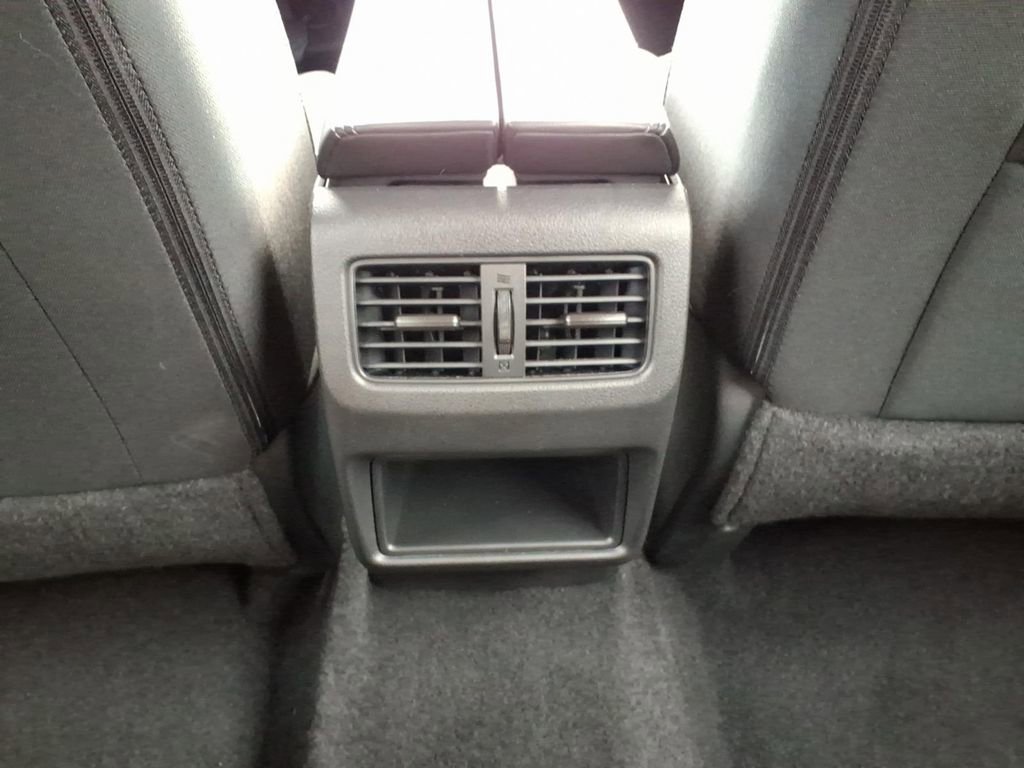 Used 2025 Nissan Rogue S FWD image 13
