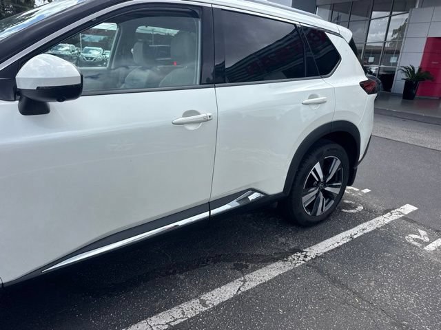 Used 2023 Nissan Rogue SL w/ SL Premium Package AWD/4WD image 17