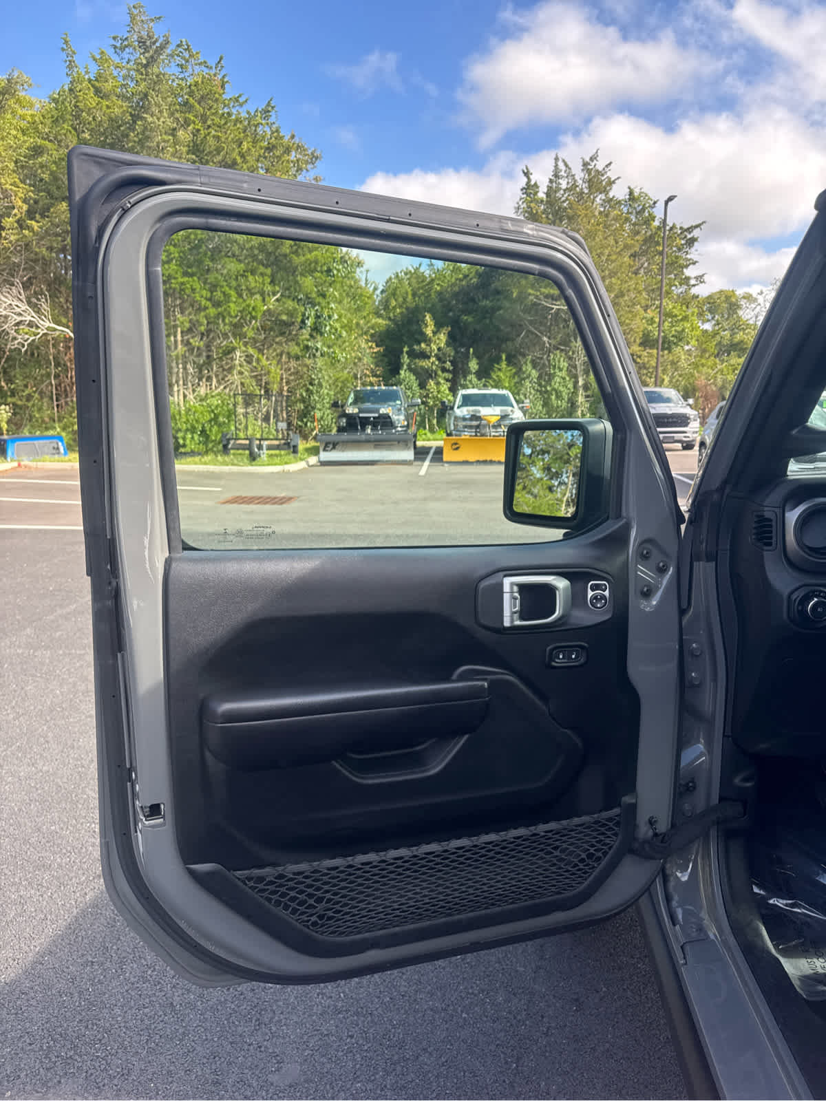 Certified 2021 Jeep Wrangler Willys image 14