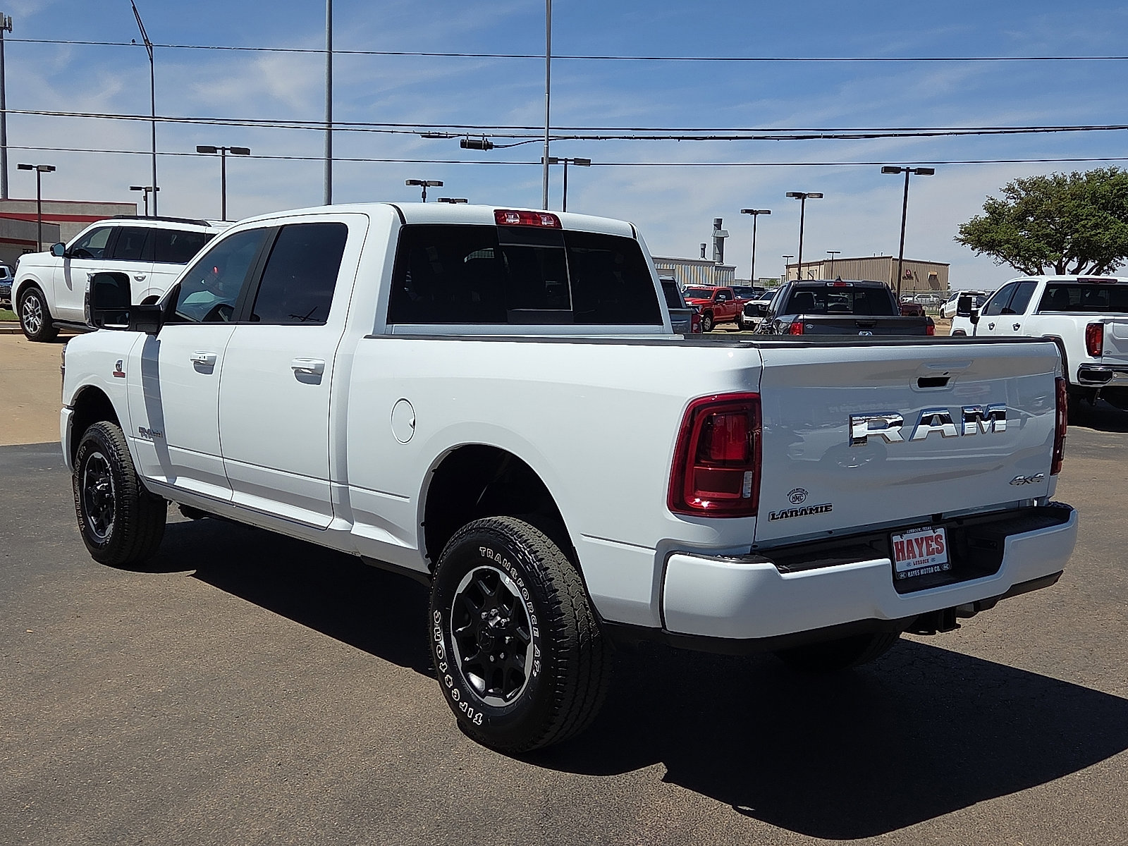 Used 2026 RAM 2500 Laramie AWD/4WD image 3