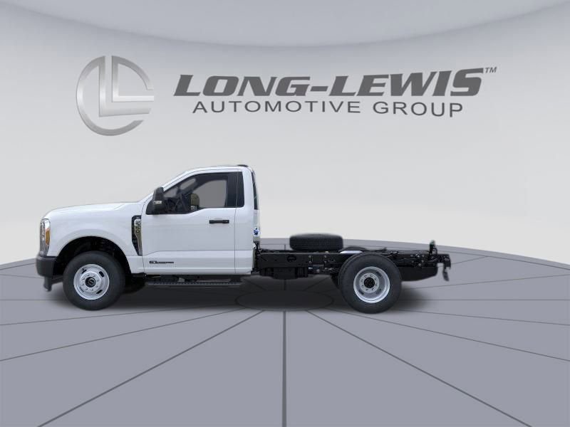 New 2026 Ford F350 XL image 3