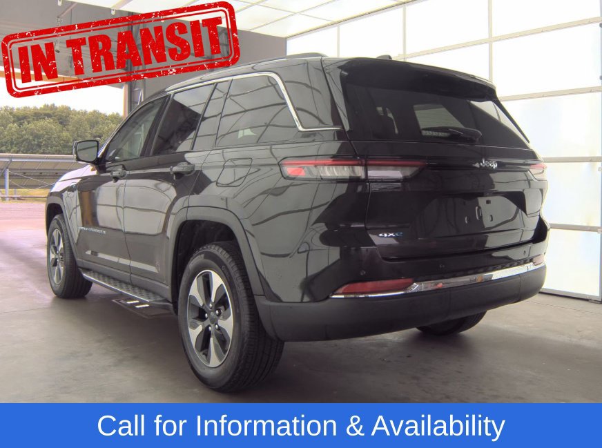 Used 2023 Jeep Grand Cherokee 4WD 4xe image 5