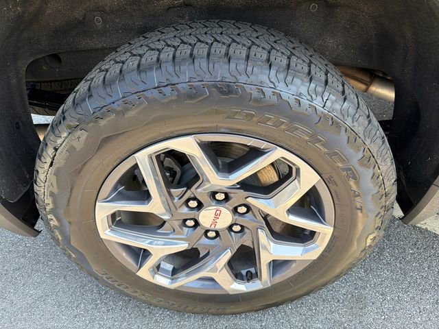 Certified 2025 GMC Sierra 1500 SLT w/ SLT Premium Package image 17