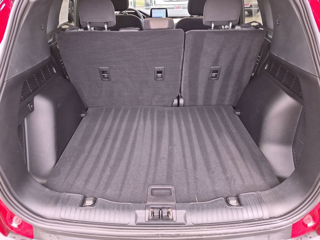 Used 2021 Ford Escape SE w/ SE Sport Appearance Package FWD image 39