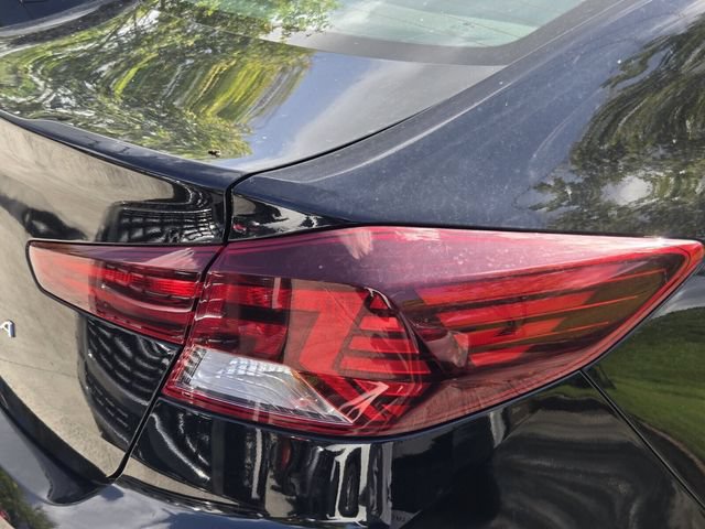 Used 2020 Hyundai Elantra Value Edition w/ Cargo Package (C1) FWD image 8