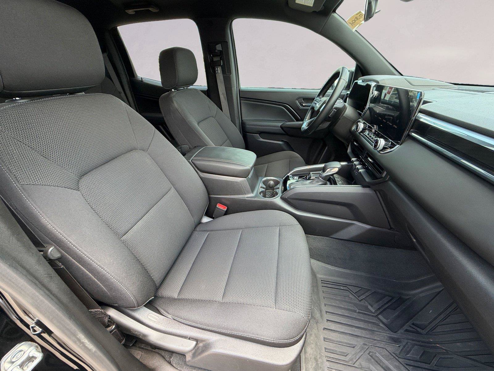 Used 2024 GMC Canyon Elevation RWD image 15