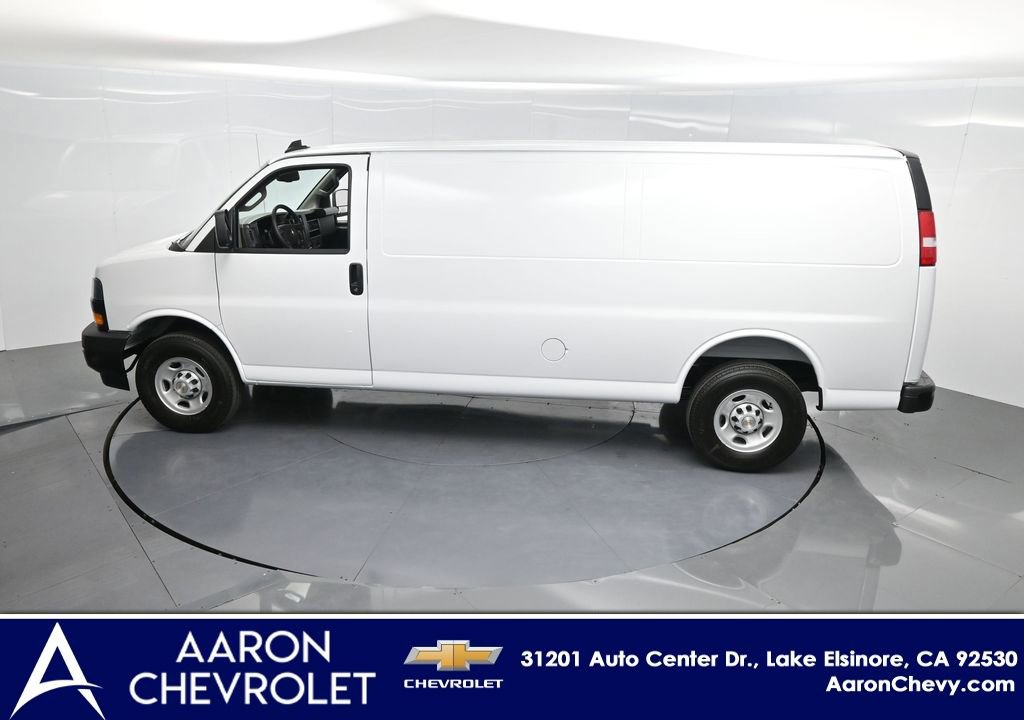 New 2025 Chevrolet Express 3500 Extended w/ Driver Convenience Package image 47