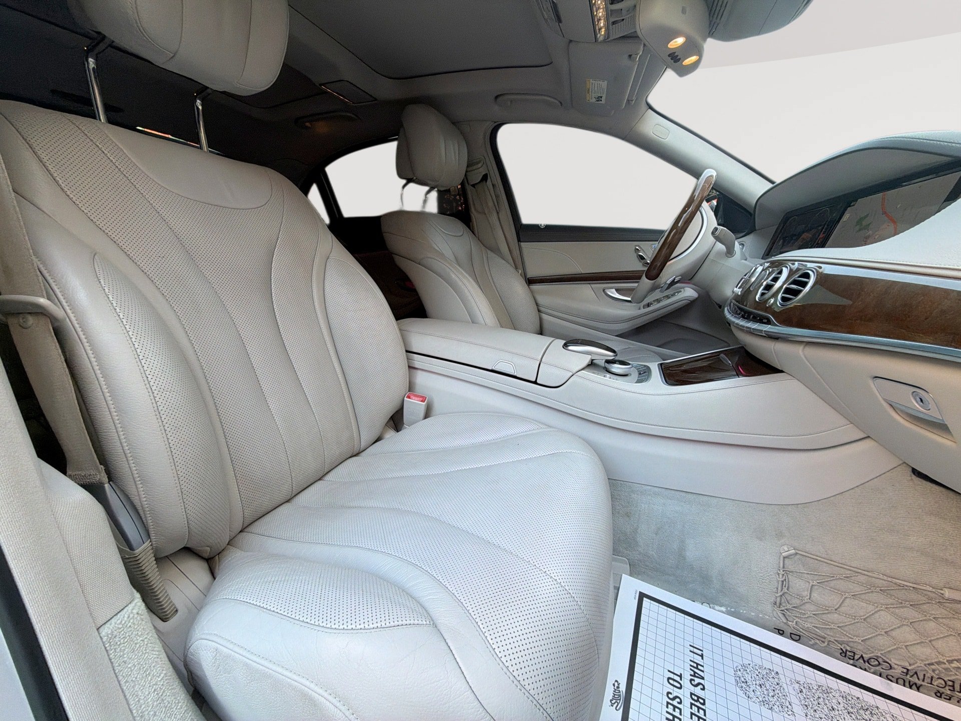 Used 2017 Mercedes-Benz S 550 4MATIC Sedan image 28