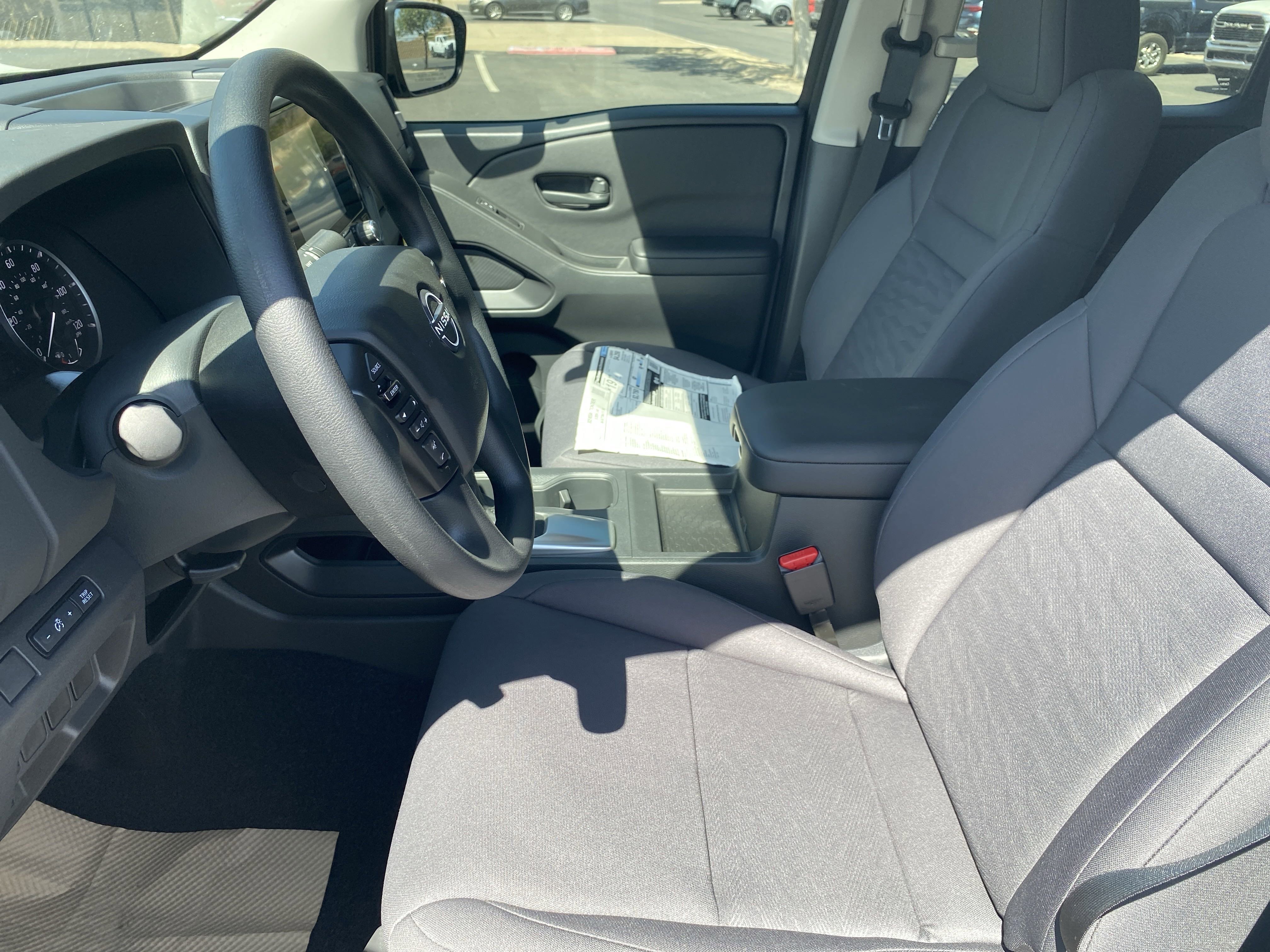 New 2025 Nissan Frontier S image 9