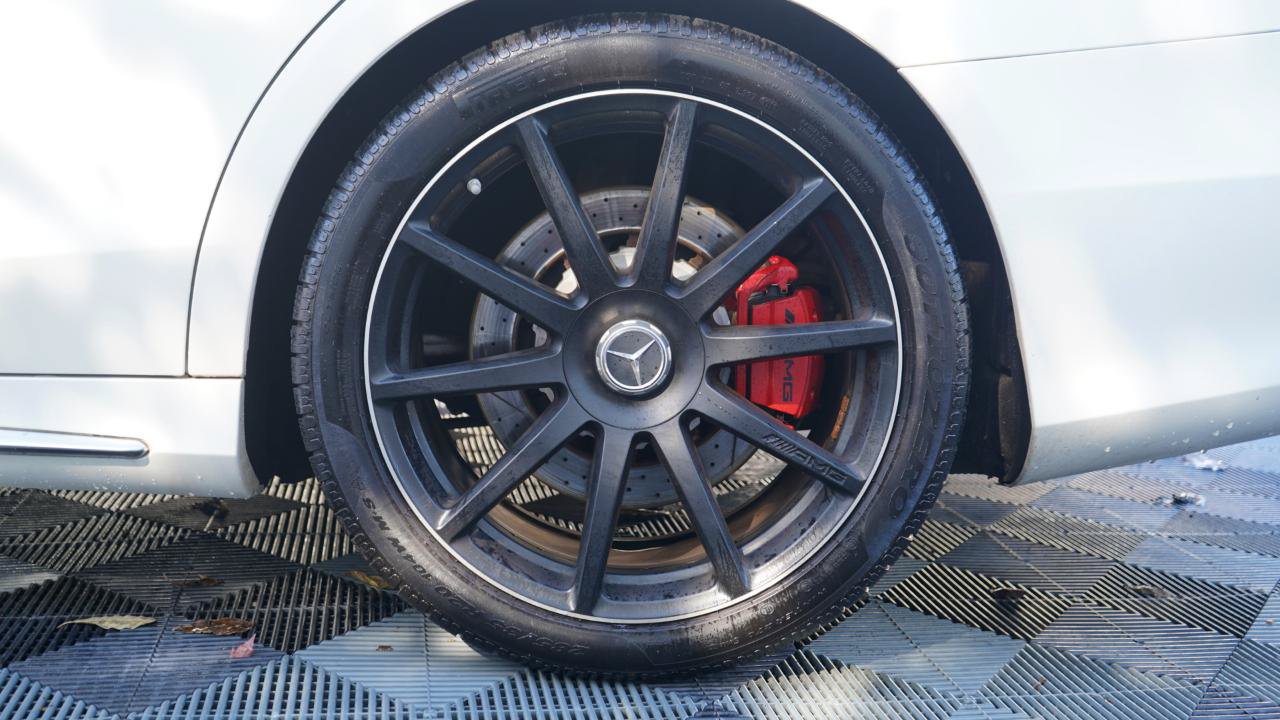 Used 2015 Mercedes-Benz S 63 AMG 4MATIC Sedan image 29