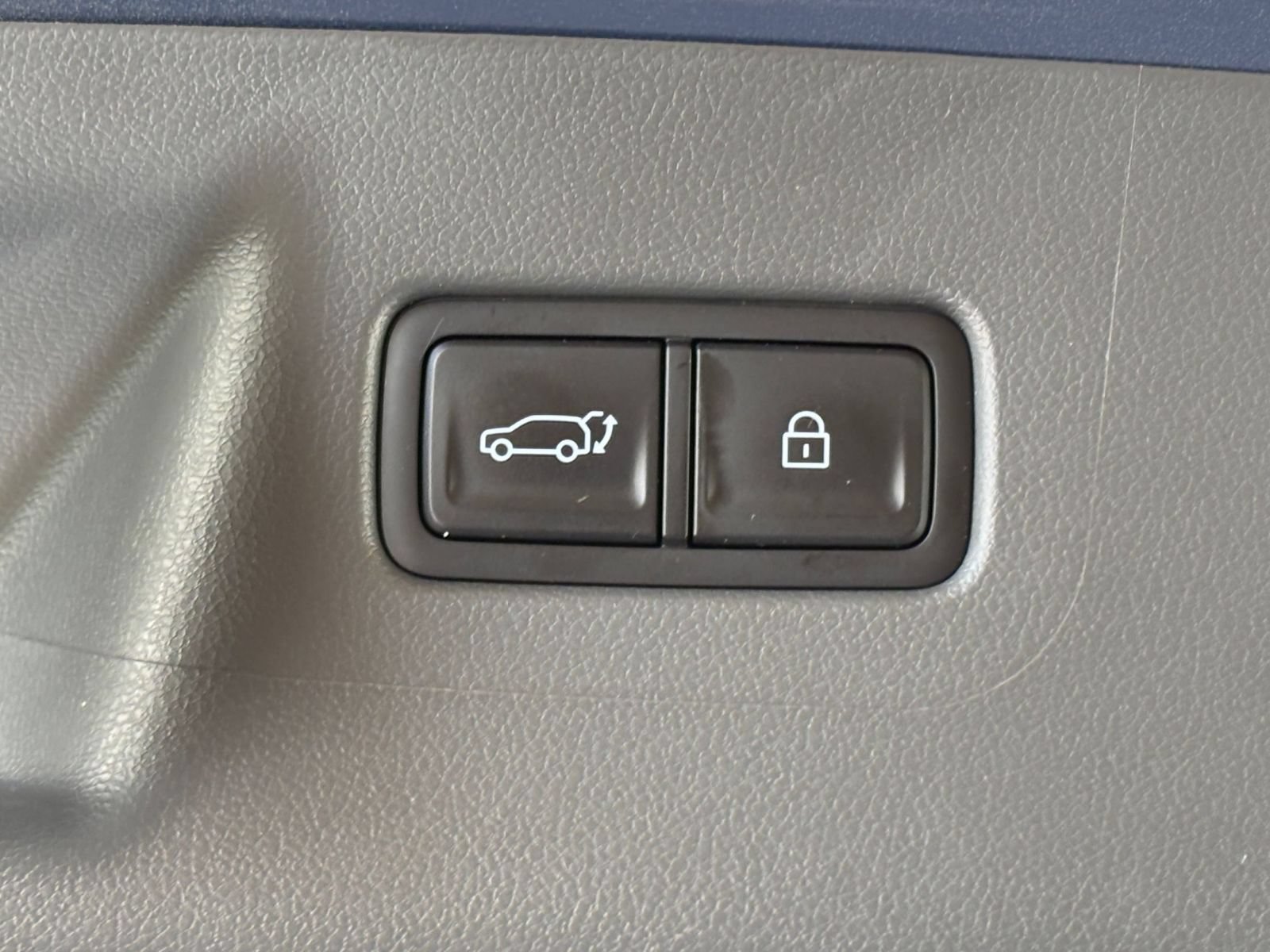 Used 2026 Hyundai Santa Fe SEL FWD image 24