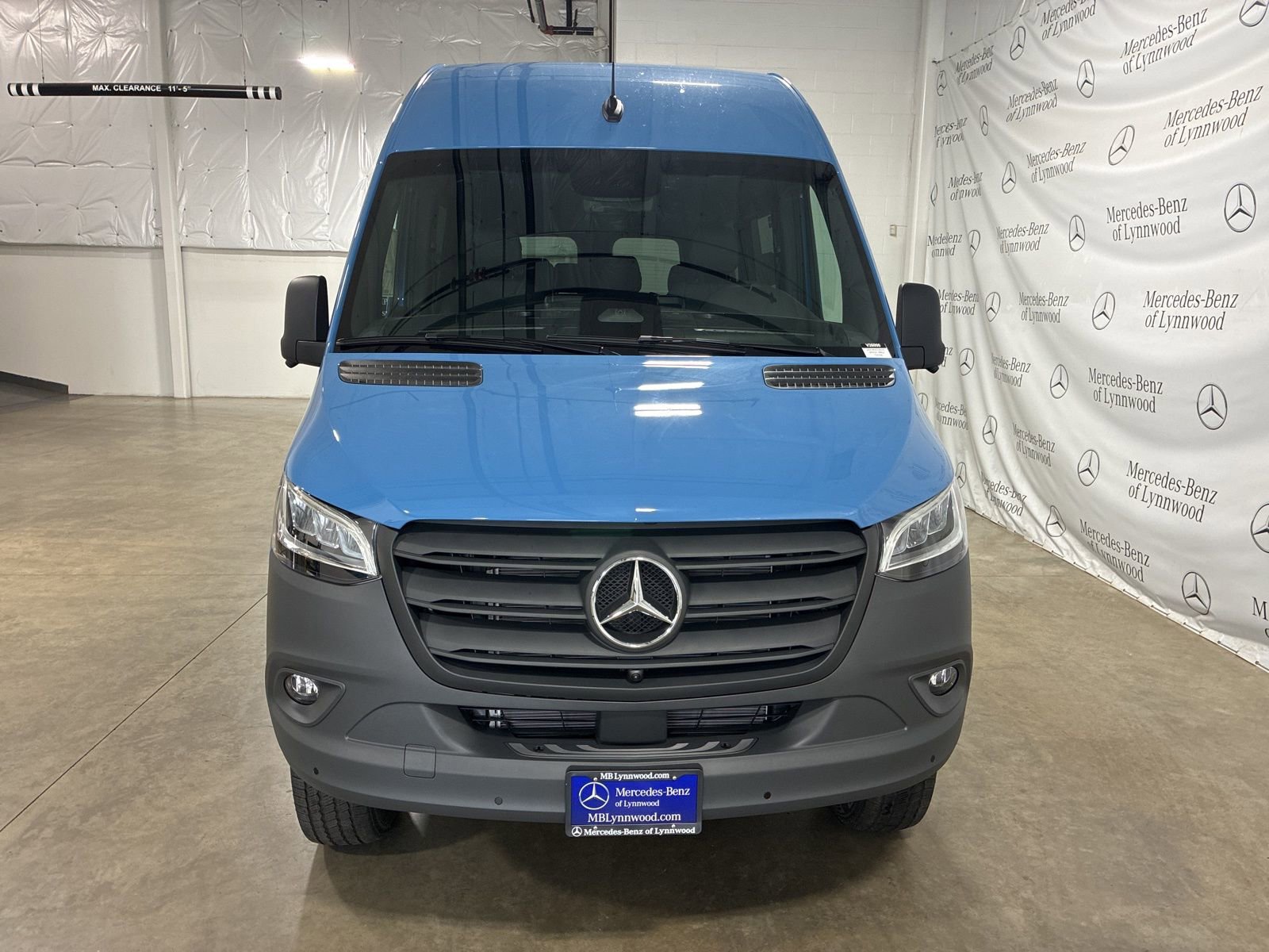 New 2026 Mercedes-Benz Sprinter 2500 image 2