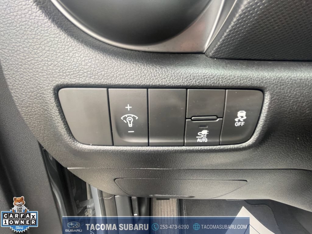 Used 2023 Hyundai Kona SE FWD image 23