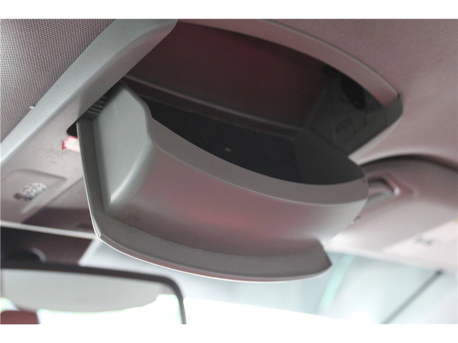 Used 2019 Toyota Camry XSE FWD image 28