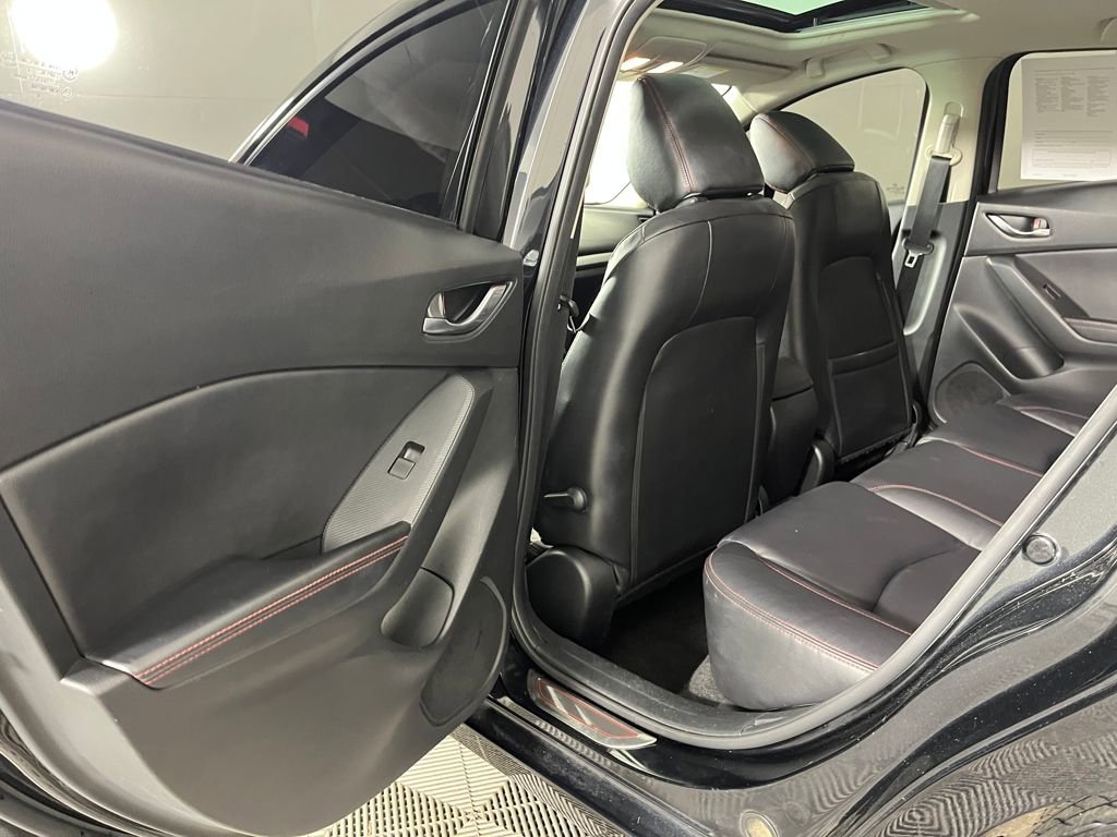 Used 2015 MAZDA MAZDA3 s Touring image 12