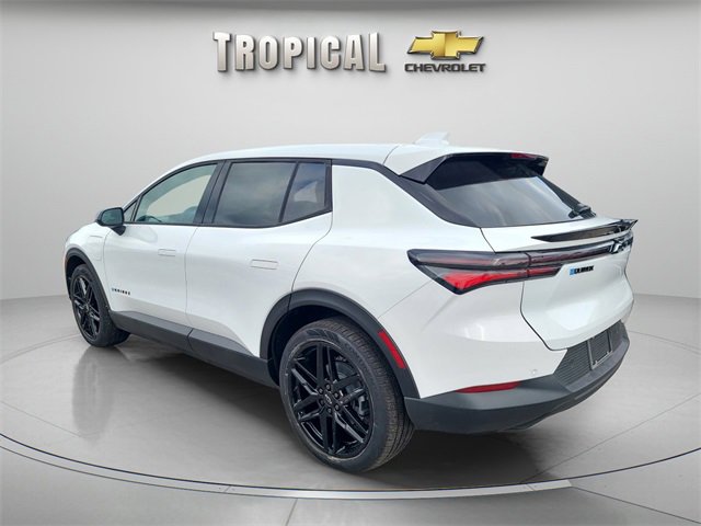 New 2026 Chevrolet Equinox EV LT image 3