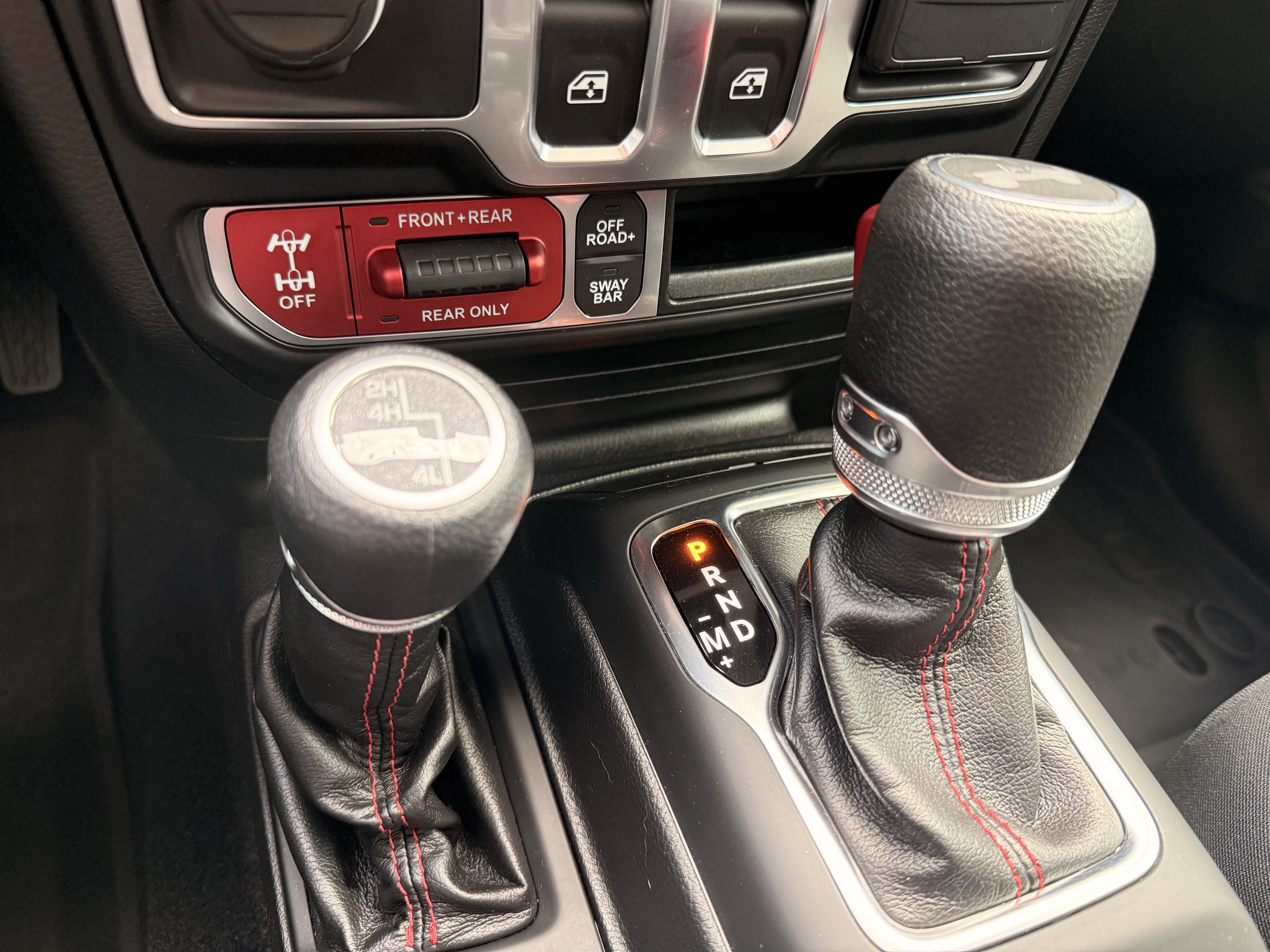 Used 2022 Jeep Wrangler Rubicon w/ LED Lighting Group AWD/4WD image 9