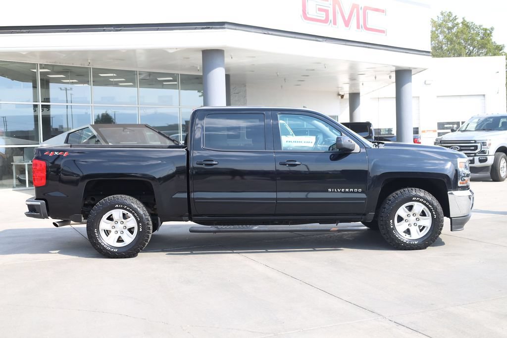 Used 2018 Chevrolet Silverado 1500 LT w/ All Star Edition AWD/4WD image 7