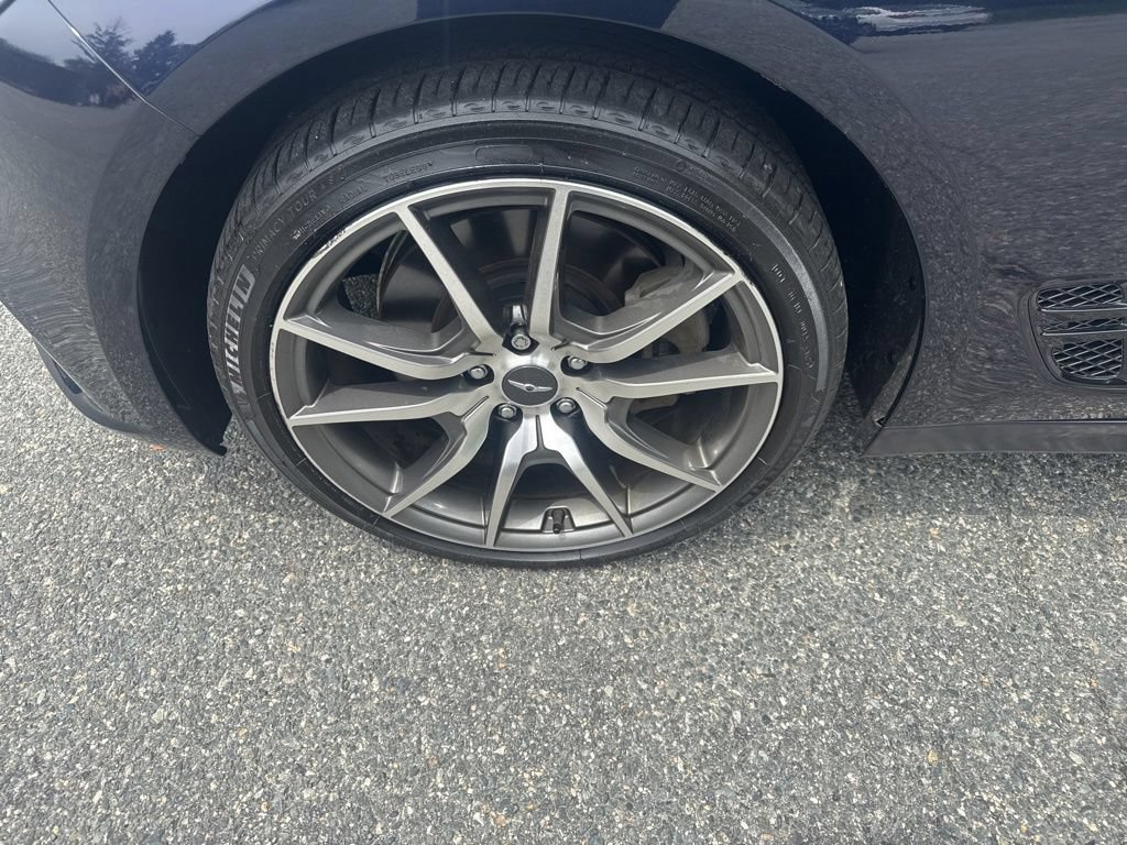 Used 2023 Genesis G70 3.3T AWD/4WD image 9
