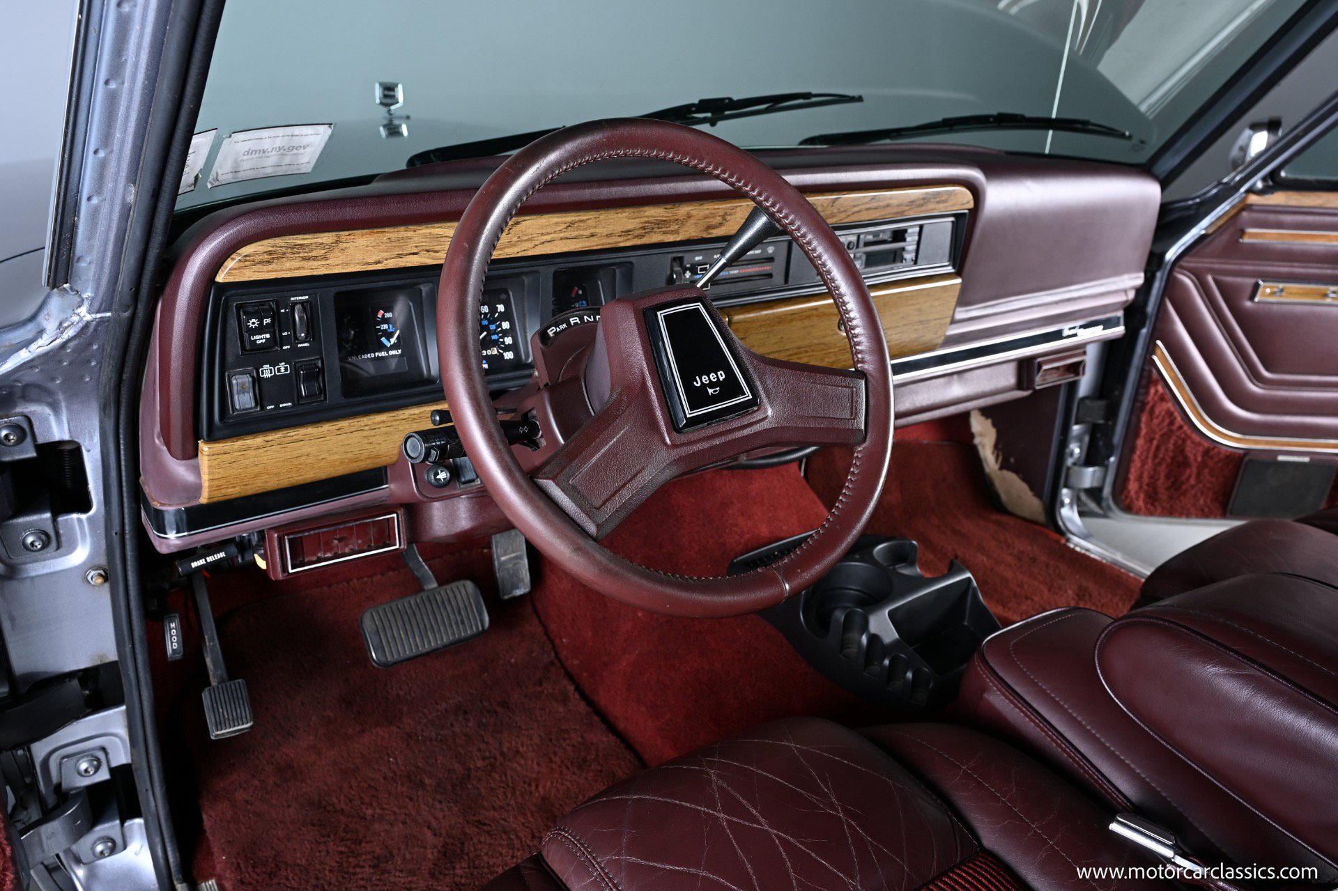Used 1991 Jeep Grand Wagoneer AWD/4WD image 23