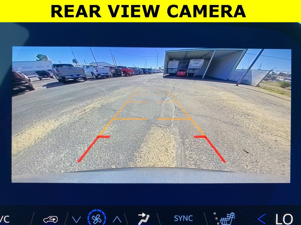 New 2026 Chevrolet Traverse LT image 7