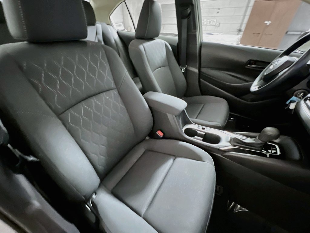 Used 2026 Toyota Corolla LE FWD image 27