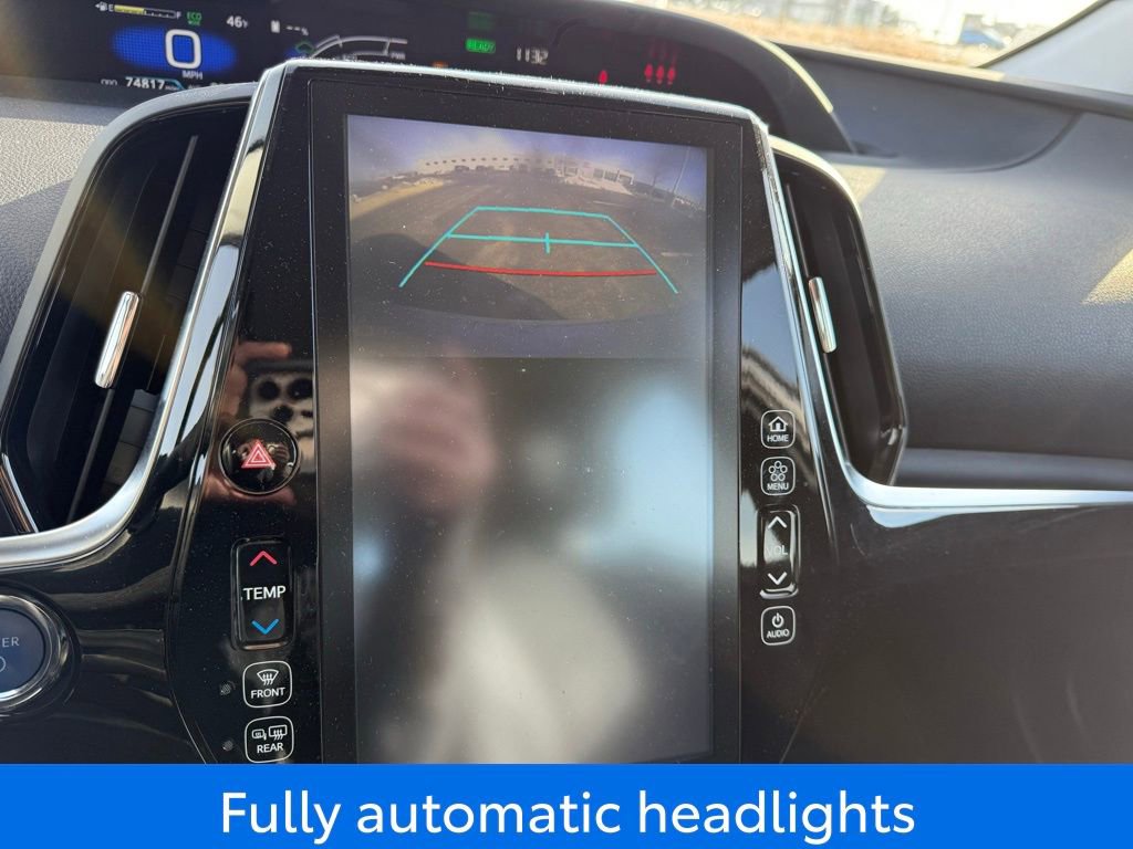 Used 2021 Toyota Prius Prime XLE image 11