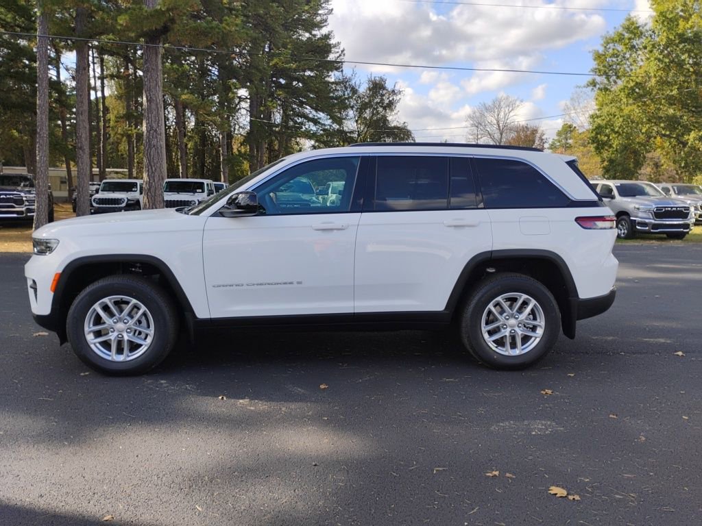 New 2025 Jeep Grand Cherokee Laredo X w/ Trailer Tow Package image 8