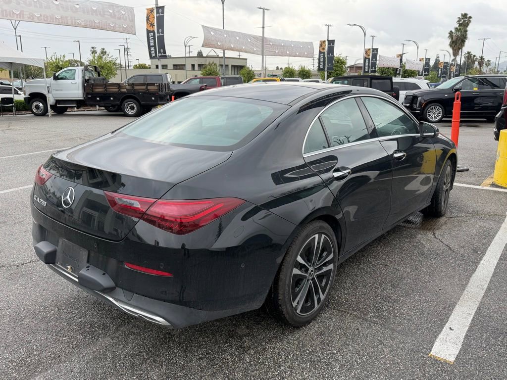 Used 2025 Mercedes-Benz CLA 250 image 5