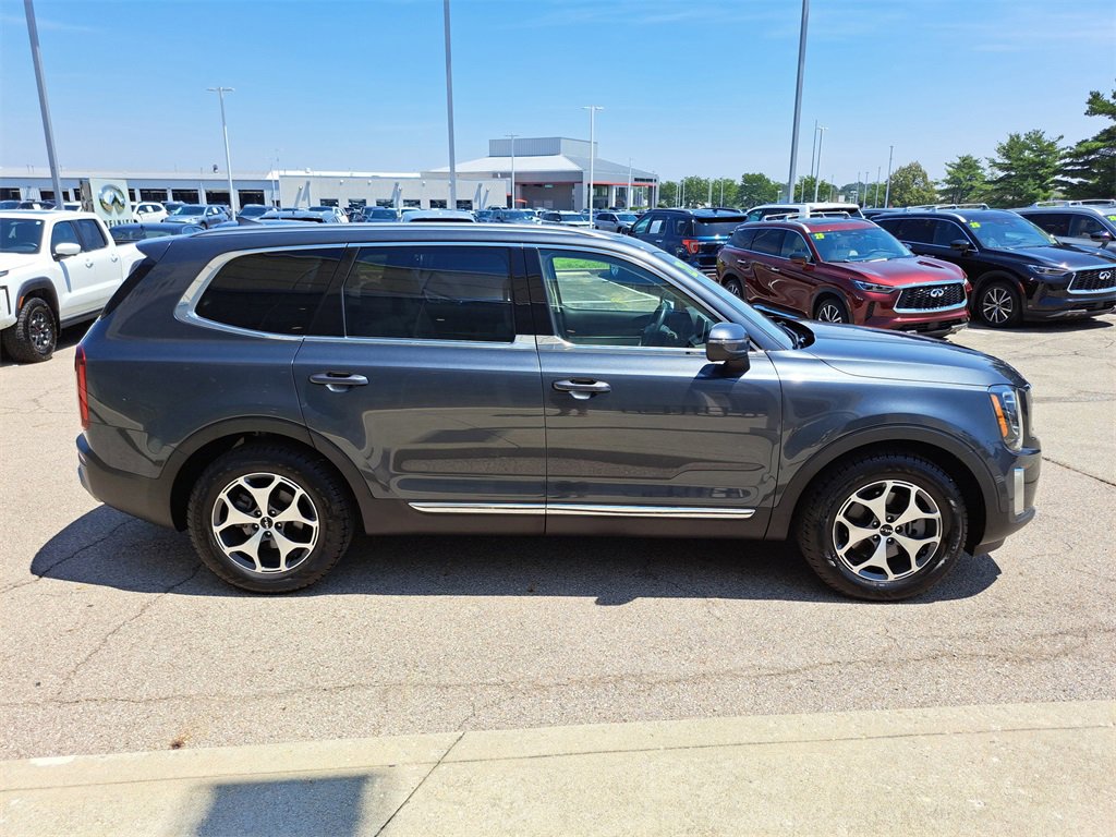 Used 2022 Kia Telluride EX w/ Towing Package image 6