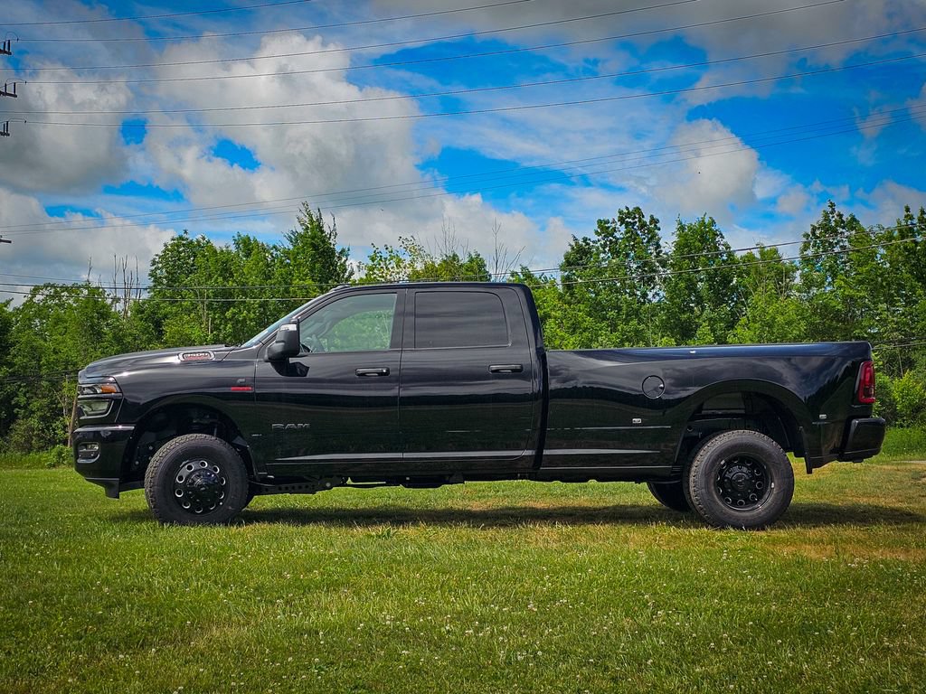 New 2026 RAM 3500 Big Horn AWD/4WD image 9