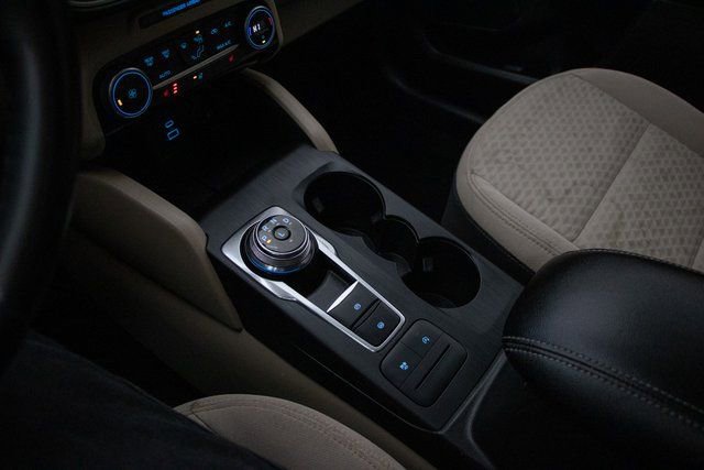 Used 2021 Ford Escape SE w/ Cold Weather Package image 33
