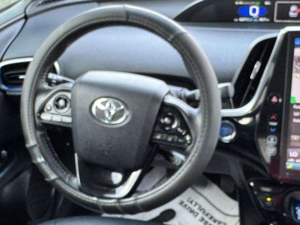 Used 2021 Toyota Prius Limited image 13