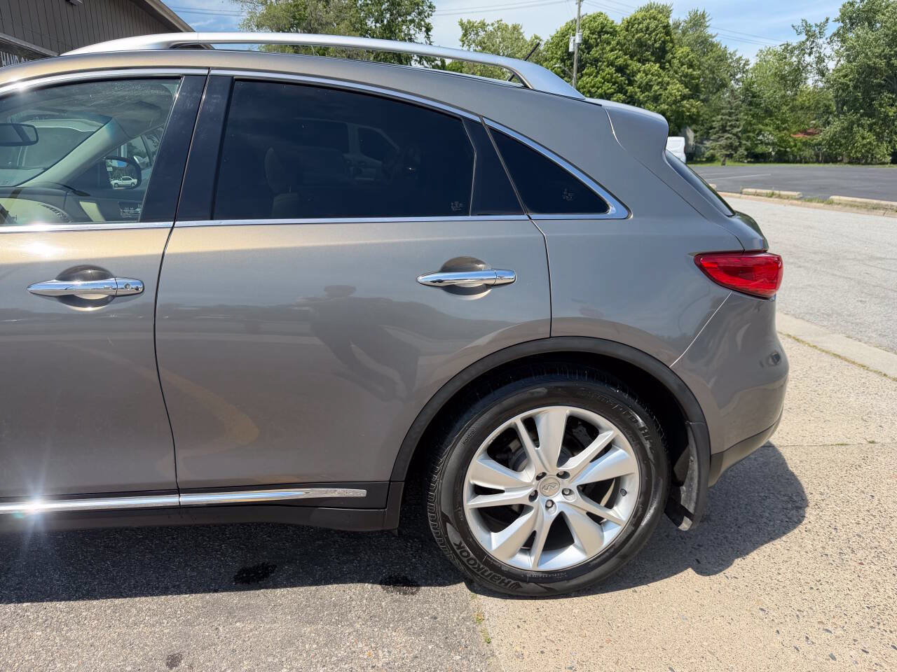 Used 2013 INFINITI FX37 AWD w/ Premium Pkg image 27