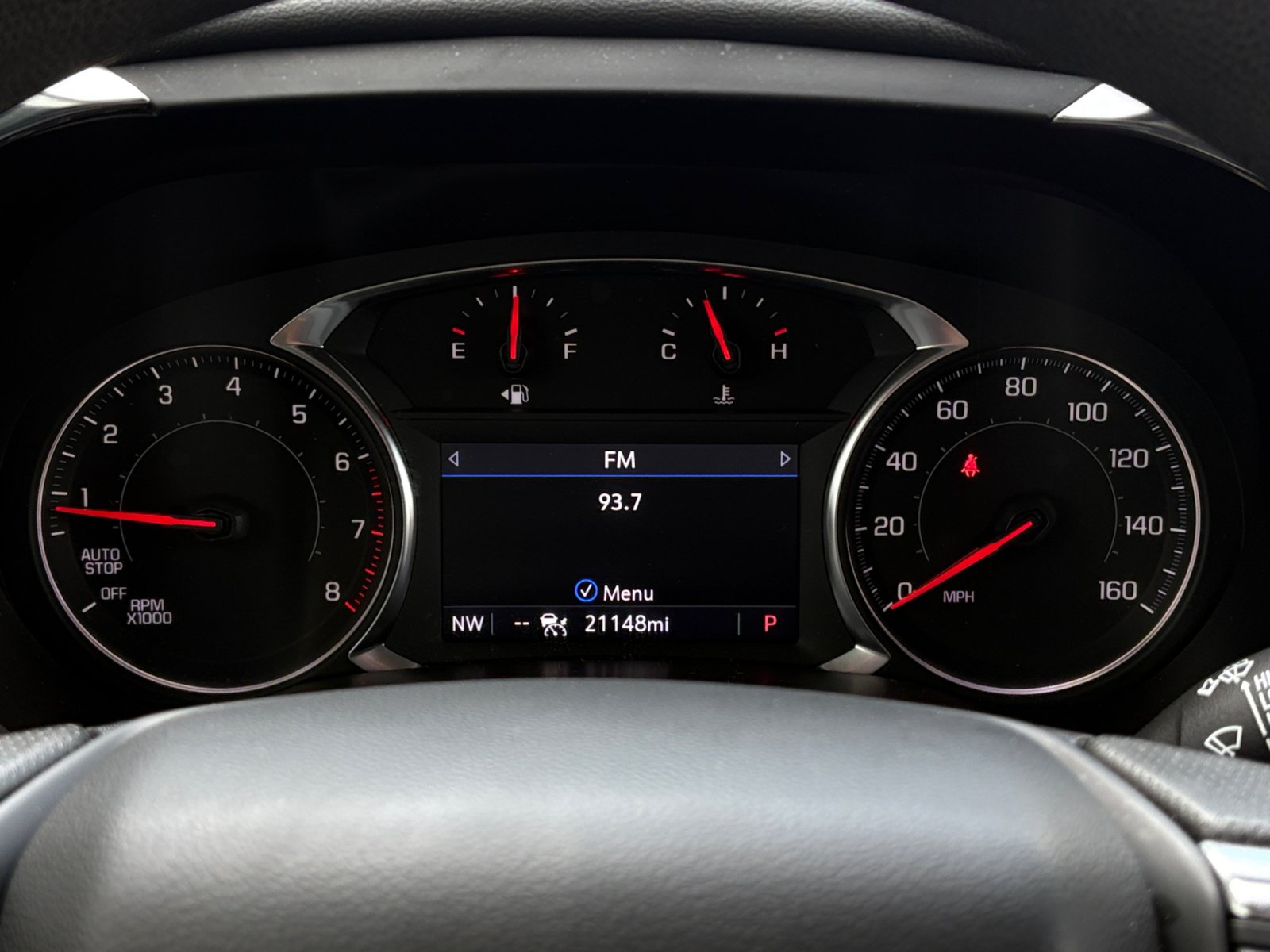 Used 2024 Chevrolet Blazer LT w/ Convenience Package FWD image 2