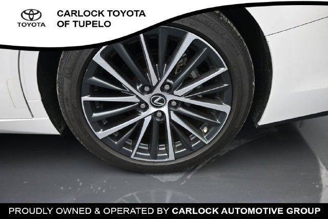 Used 2024 Lexus ES 350 w/ Premium Package FWD image 18