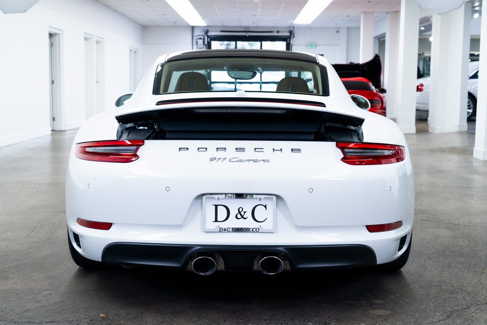 Used 2017 Porsche 911 Carrera RWD image 5