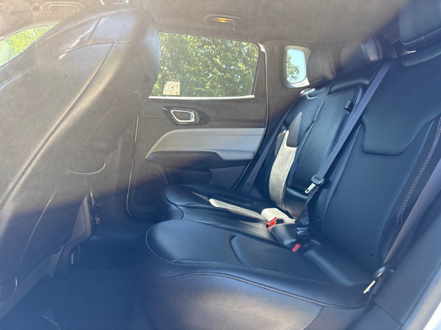 Used 2023 Jeep Compass Limited AWD/4WD image 16