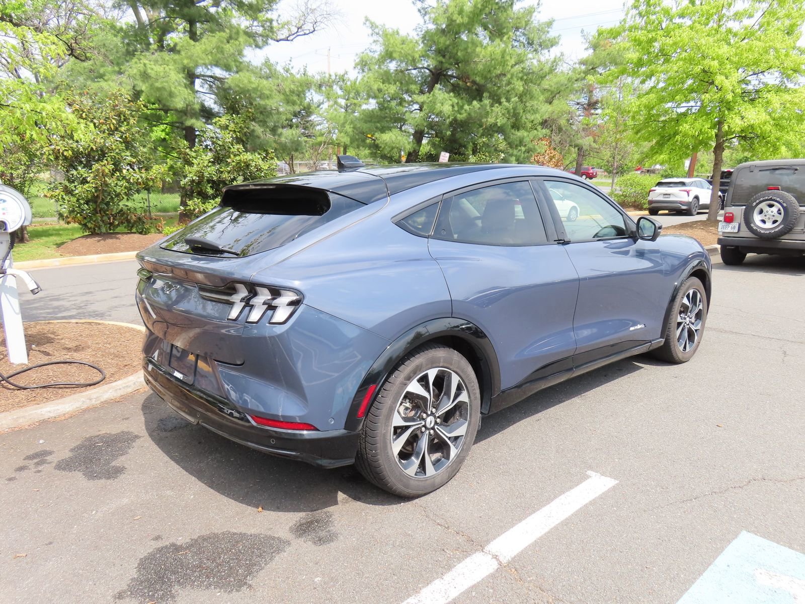 Used 2021 Ford Mustang Mach-E Premium AWD/4WD image 5